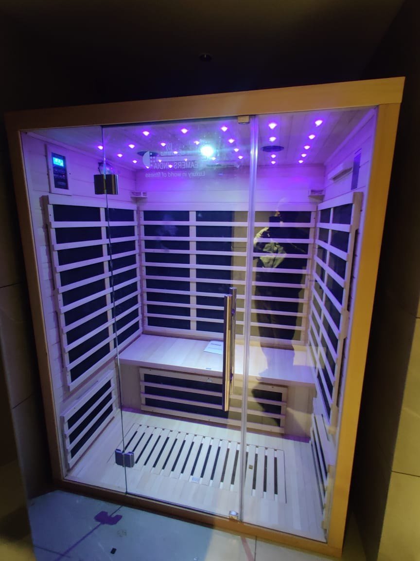 Tylö INFRA CABIN T825 Infrared Sauna Room - The Sauna Store