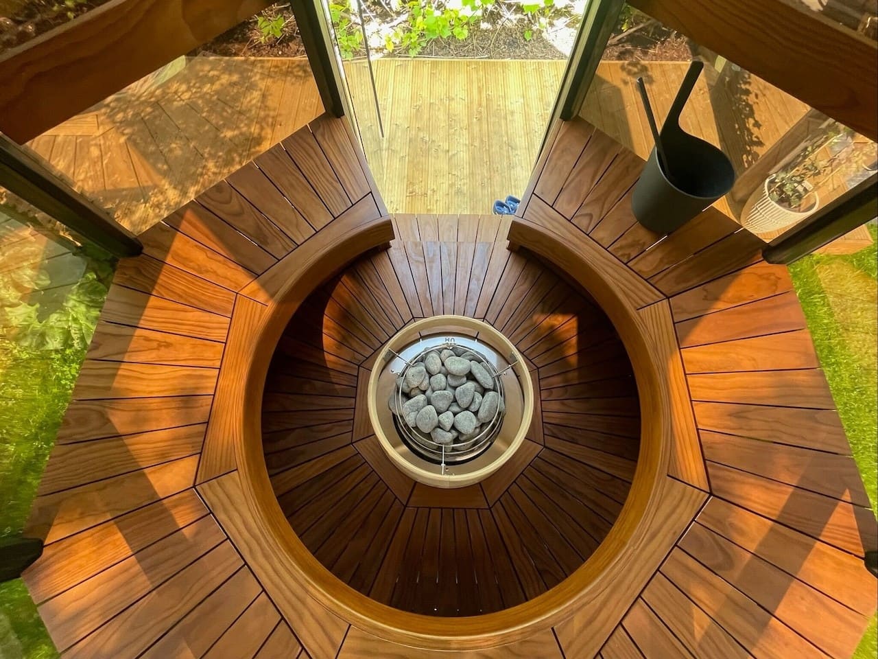 Haljas Hele SINGLE - Glass Luxury 7 Person Outdoor Sauna - The Sauna Store