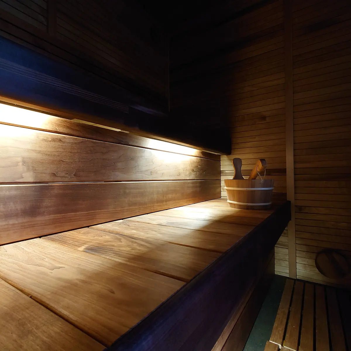 SKOTLANTI SAARI Outdoor Sauna - The Sauna Store